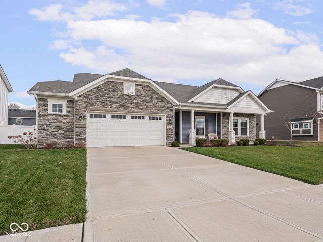 7176 Hart Street, Cumberland, IN 46229