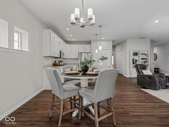 7176 Hart Street, Cumberland, IN 46229