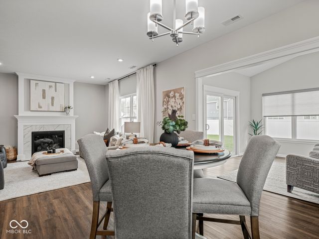 7176 Hart Street, Cumberland, IN 46229