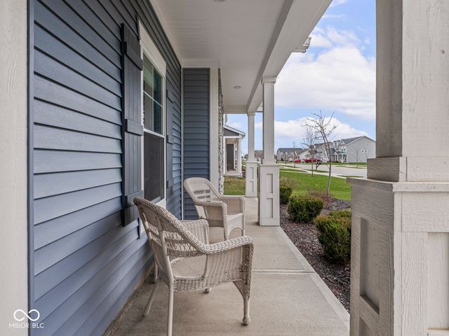 7176 Hart Street, Cumberland, IN 46229