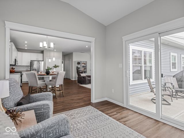 7176 Hart Street, Cumberland, IN 46229