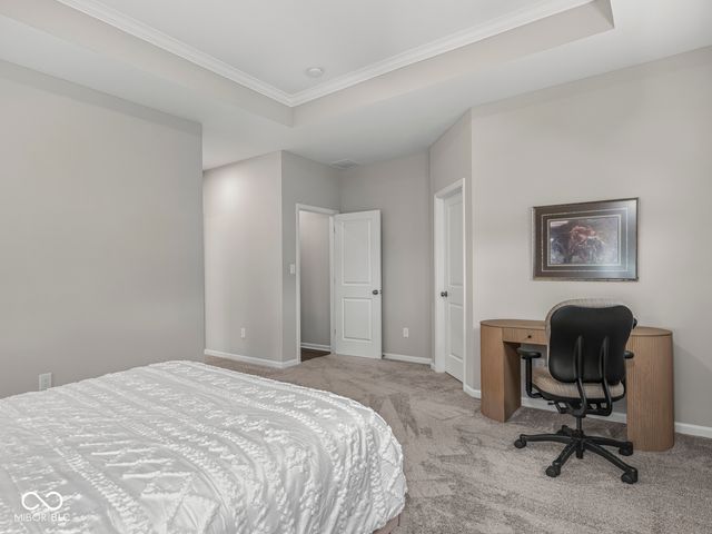 7176 Hart Street, Cumberland, IN 46229