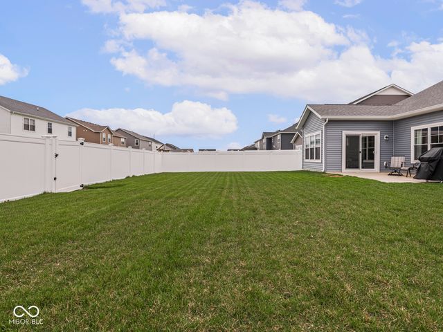 7176 Hart Street, Cumberland, IN 46229