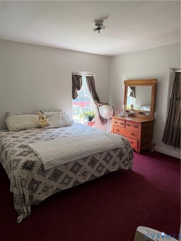 5247 Rockland Rd, Richmond, VA 23225