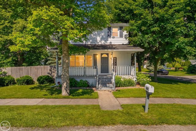 802 Saint James Street, Marysville, MI 48040