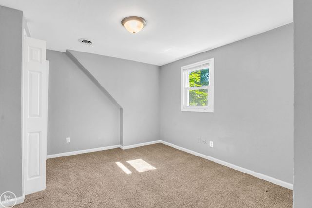802 Saint James Street, Marysville, MI 48040