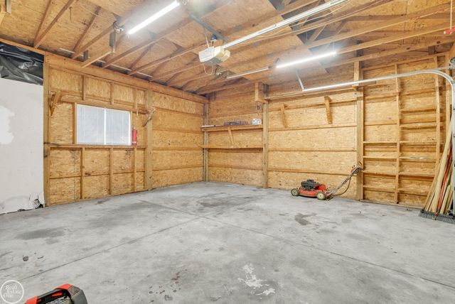 802 Saint James Street, Marysville, MI 48040
