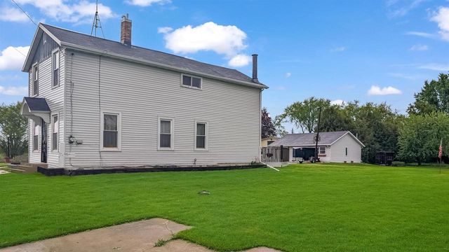 W1580 US HWY 151, Chilton, WI 53014