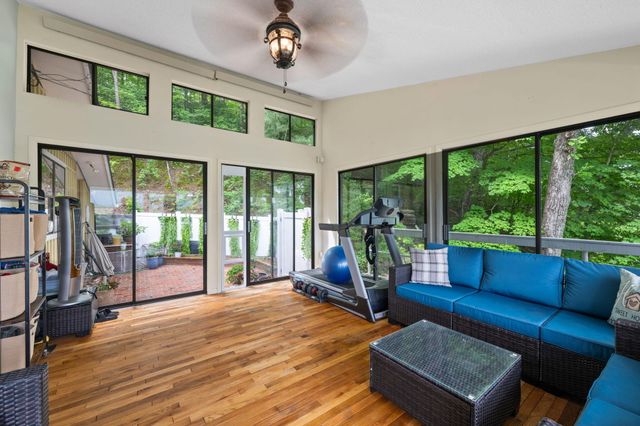 11642 Holly Circle, Soddy Daisy, TN 37379