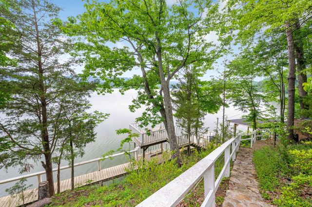 11642 Holly Circle, Soddy Daisy, TN 37379
