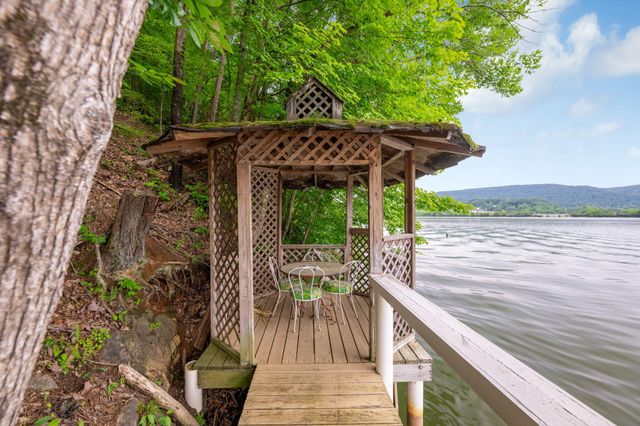 11642 Holly Circle, Soddy Daisy, TN 37379