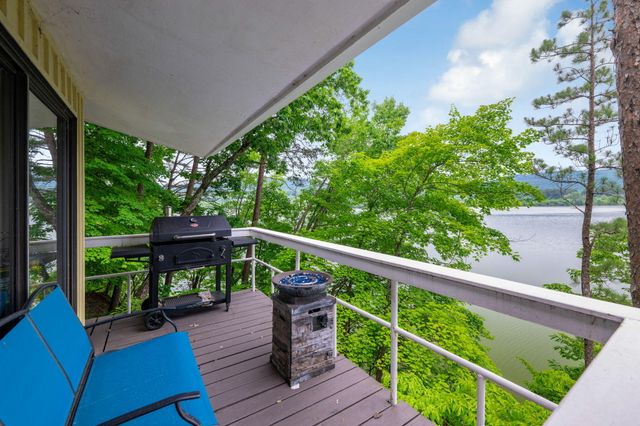 11642 Holly Circle, Soddy Daisy, TN 37379