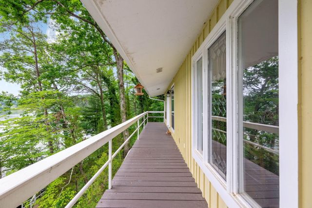 11642 Holly Circle, Soddy Daisy, TN 37379
