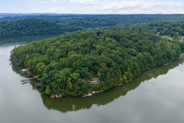 11642 Holly Circle, Soddy Daisy, TN 37379