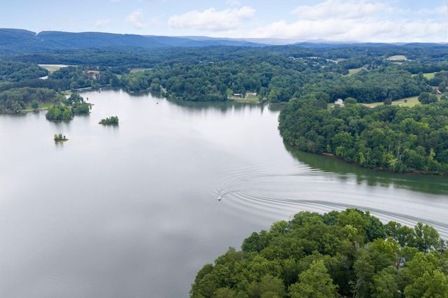 11642 Holly Circle, Soddy Daisy, TN 37379