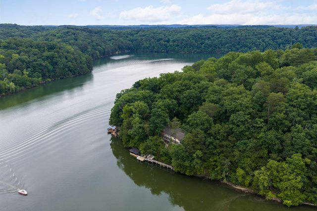 11642 Holly Circle, Soddy Daisy, TN 37379