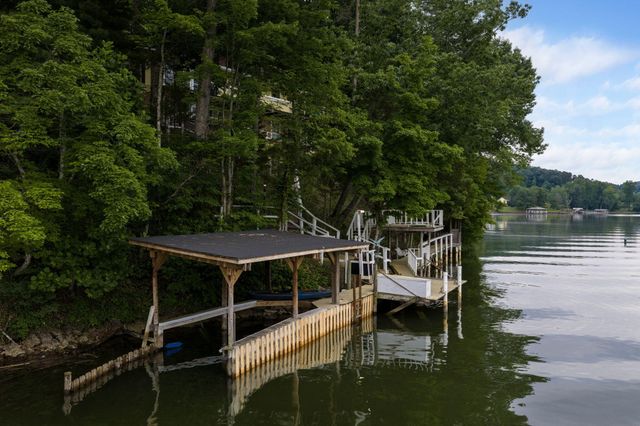 11642 Holly Circle, Soddy Daisy, TN 37379