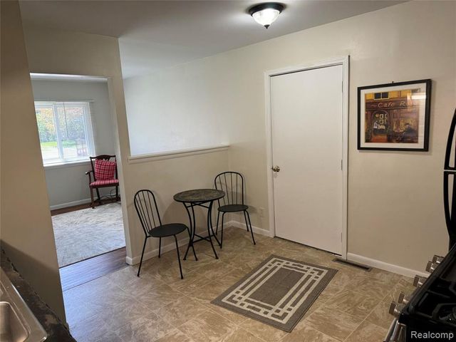 677 Amy Avenue, Traverse City, MI 49686