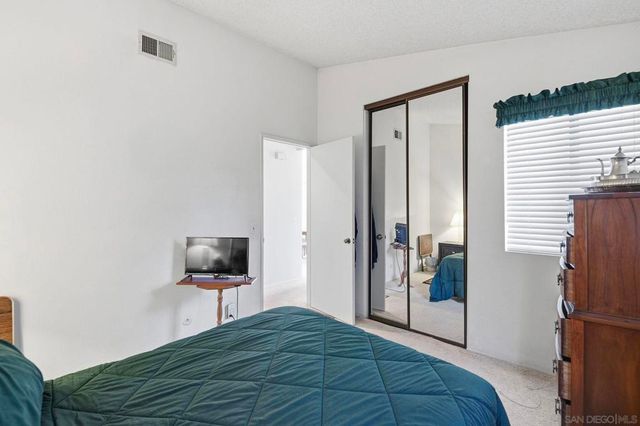 1260 N Lighthouse, Anaheim, CA 92801
