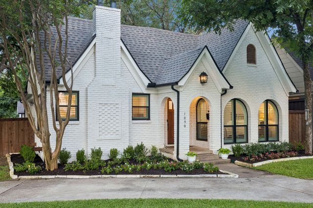 1050 N Windomere Avenue, Dallas, TX 75208