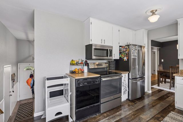 2620 Cedar Avenue, White Bear Lake, MN 55110