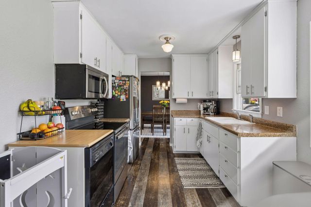 2620 Cedar Avenue, White Bear Lake, MN 55110
