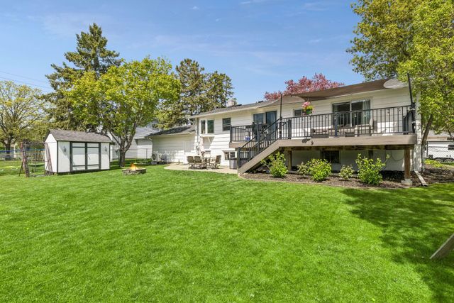 2620 Cedar Avenue, White Bear Lake, MN 55110