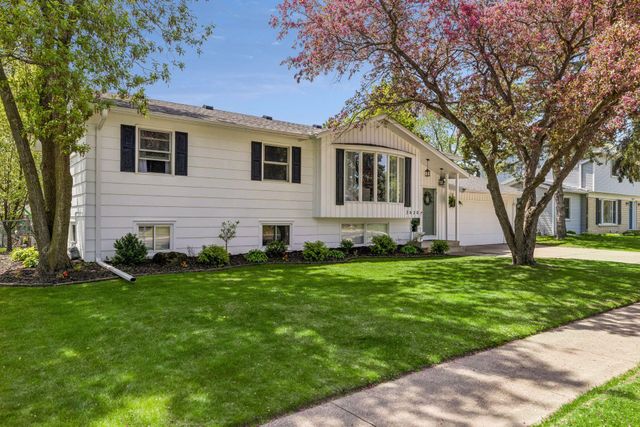 2620 Cedar Avenue, White Bear Lake, MN 55110