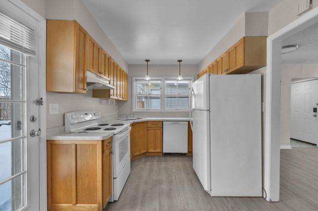 2310 Pinecrest Avenue, Ann Arbor, MI 48104