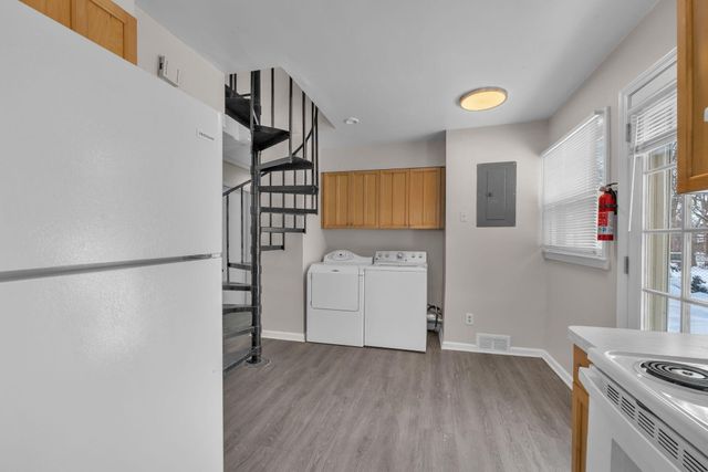 2310 Pinecrest Avenue, Ann Arbor, MI 48104