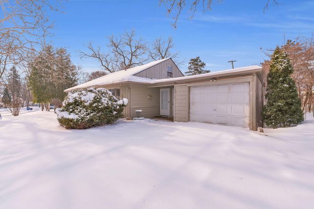 2310 Pinecrest Avenue, Ann Arbor, MI 48104