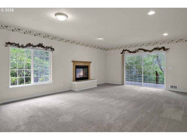 5096 WOOD LAKE Way, Florence, OR 97439