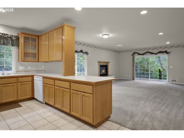 5096 WOOD LAKE Way, Florence, OR 97439