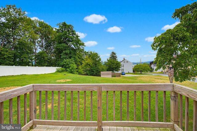 515 S 2ND ST, Wrightsville, PA 17368