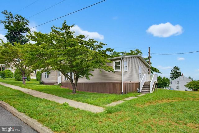 515 S 2ND ST, Wrightsville, PA 17368