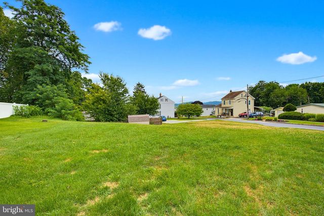 515 S 2ND ST, Wrightsville, PA 17368