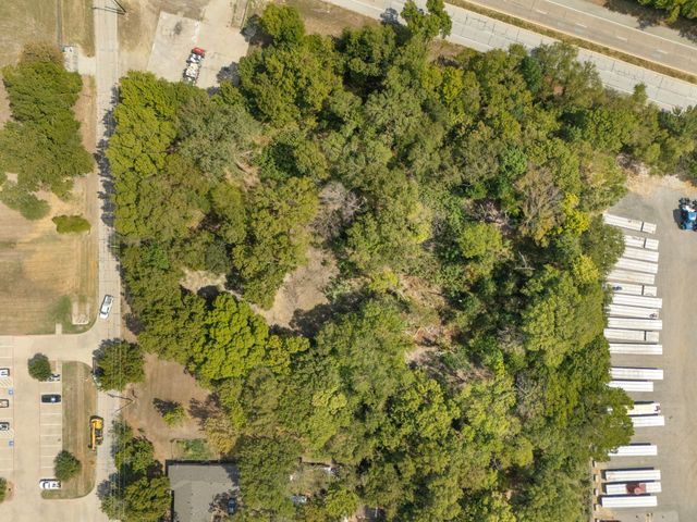307 Arnold Street, Ennis, TX 75119
