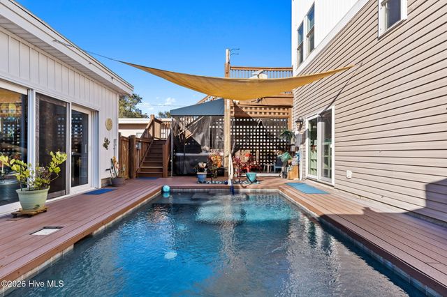 137 Fourth Avenue N, Kure Beach, NC 28449