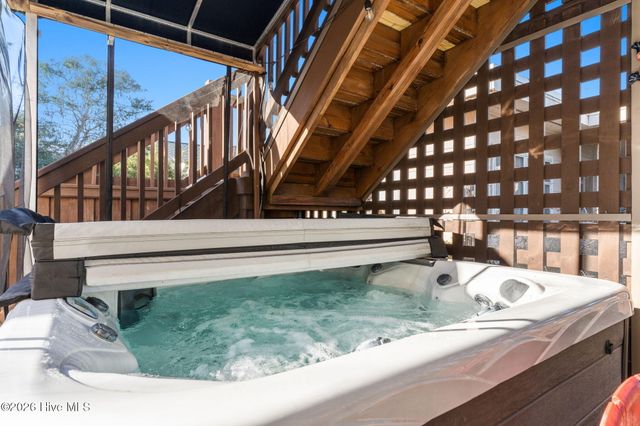 137 Fourth Avenue N, Kure Beach, NC 28449