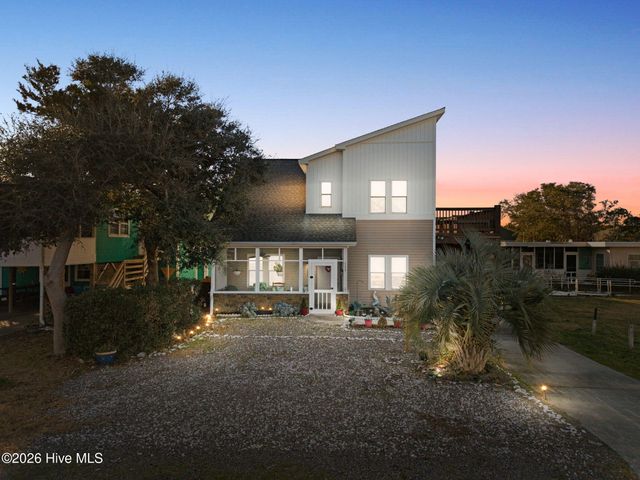 137 Fourth Avenue N, Kure Beach, NC 28449