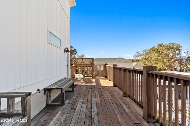 137 Fourth Avenue N, Kure Beach, NC 28449