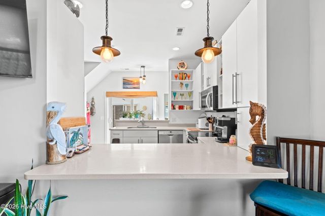 137 Fourth Avenue N, Kure Beach, NC 28449