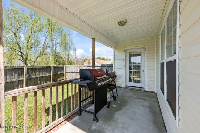 429 Marshas Way, Havelock, NC 28532