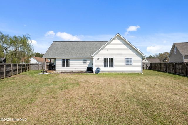 429 Marshas Way, Havelock, NC 28532