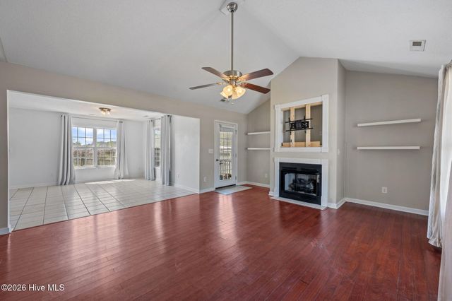 429 Marshas Way, Havelock, NC 28532