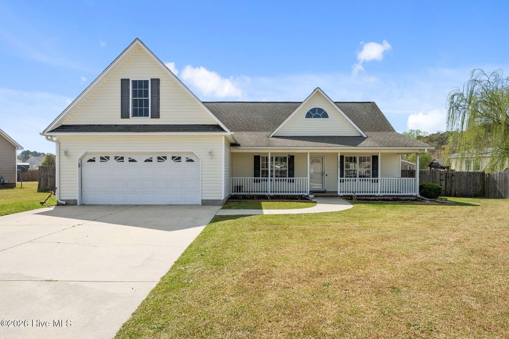 429 Marshas Way, Havelock, NC 28532