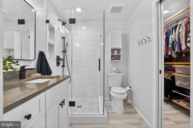 1575 BENNINGTON WOODS CT, Reston, VA 20194