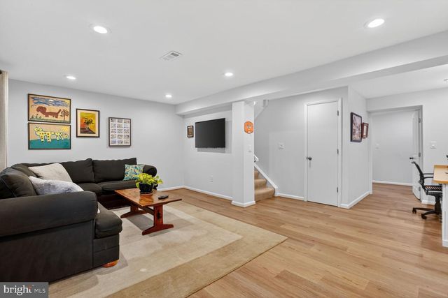 1575 BENNINGTON WOODS CT, Reston, VA 20194