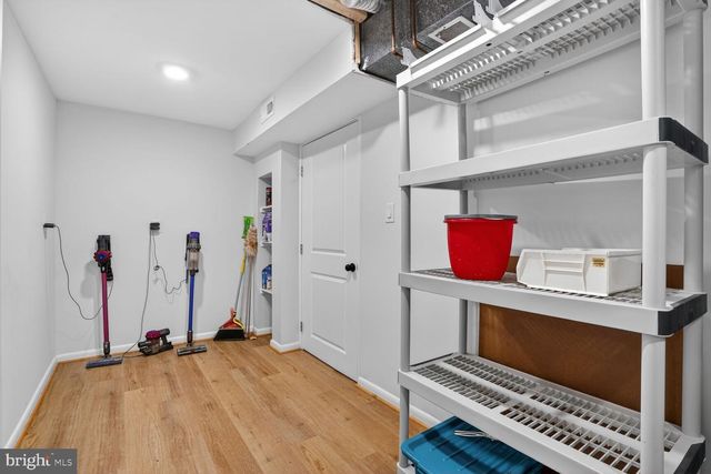 1575 BENNINGTON WOODS CT, Reston, VA 20194