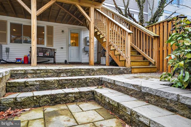 1575 BENNINGTON WOODS CT, Reston, VA 20194